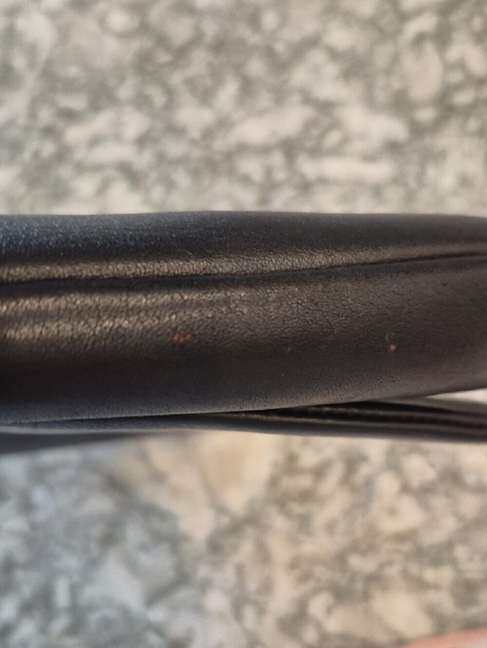 Vintage Coach Chelsea Black Leather Crossbody Bag - Picture 13 of 14